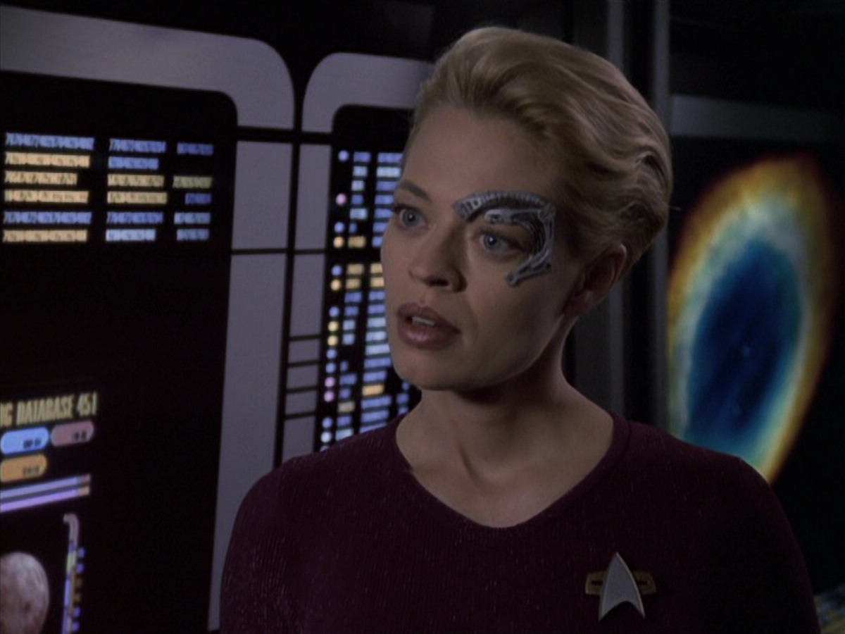 extant_StarTrek_VOY_6x19-ChildsPlay_02390.jpg