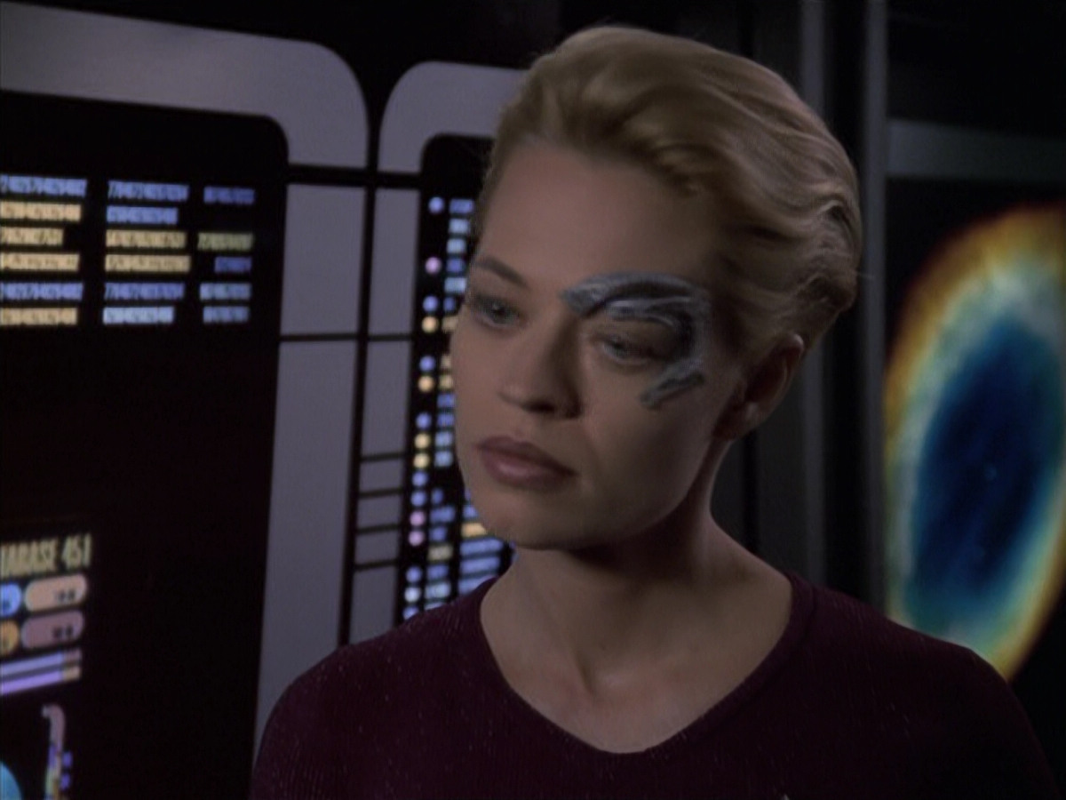 extant_StarTrek_VOY_6x19-ChildsPlay_02395.jpg