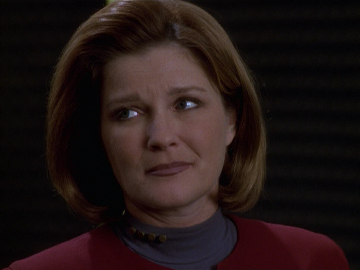 extant_StarTrek_VOY_6x19-ChildsPlay_02467.jpg