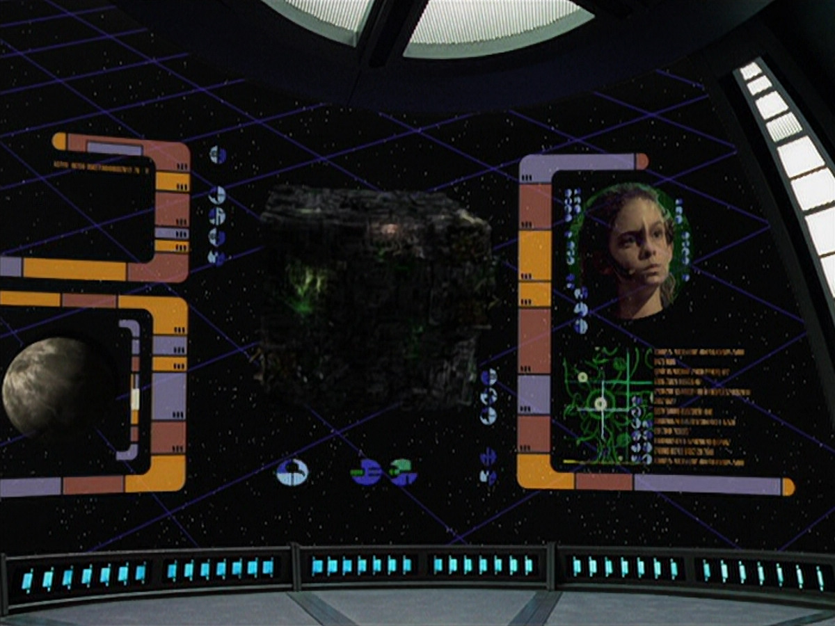 extant_StarTrek_VOY_6x19-ChildsPlay_02713.jpg