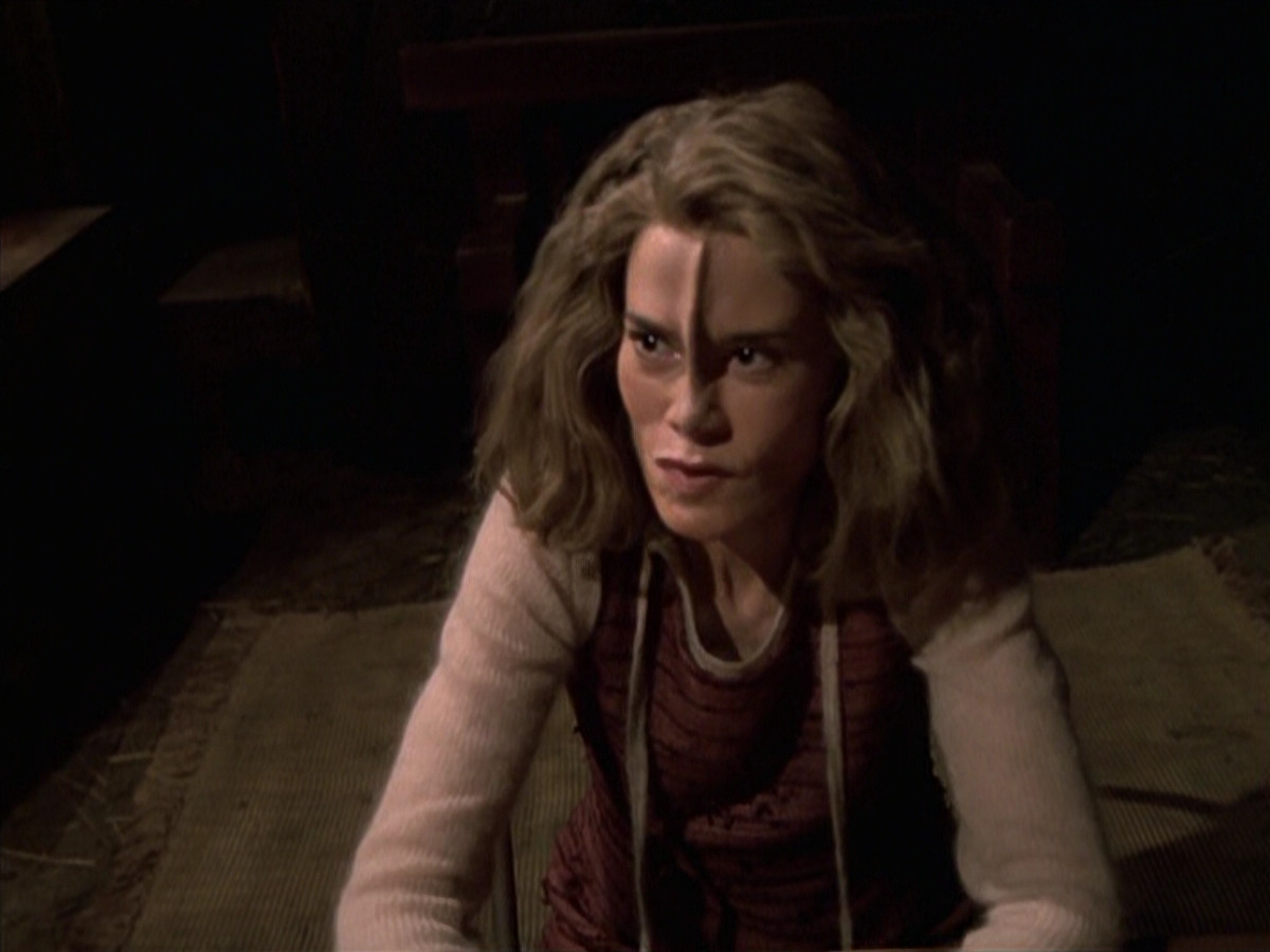 extant_StarTrek_VOY_6x19-ChildsPlay_02857.jpg