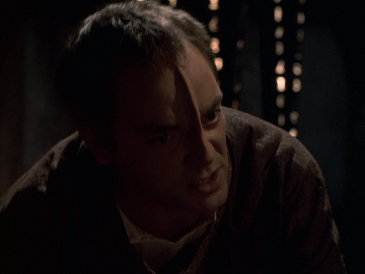 extant_StarTrek_VOY_6x19-ChildsPlay_02875.jpg