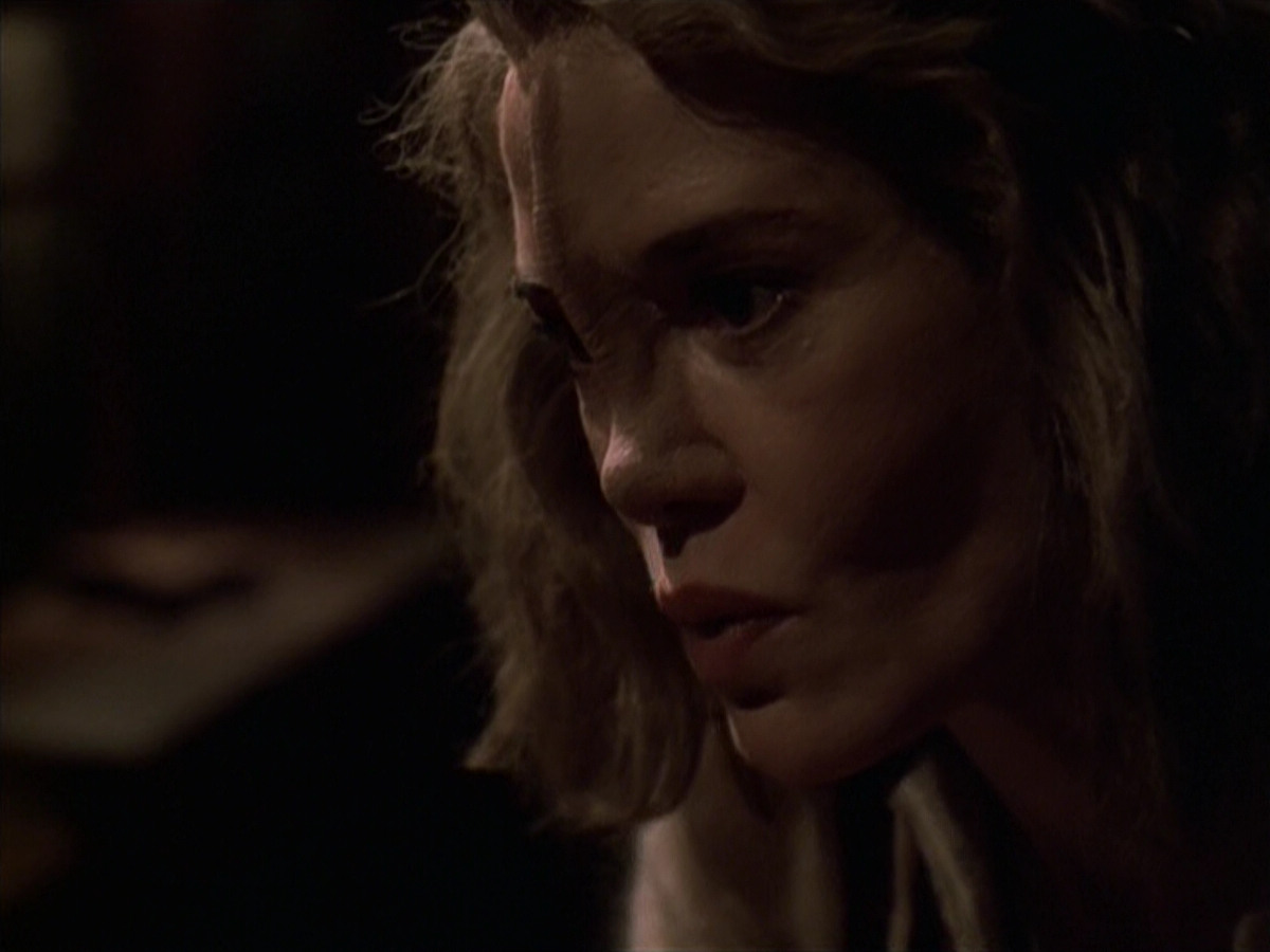extant_StarTrek_VOY_6x19-ChildsPlay_02881.jpg