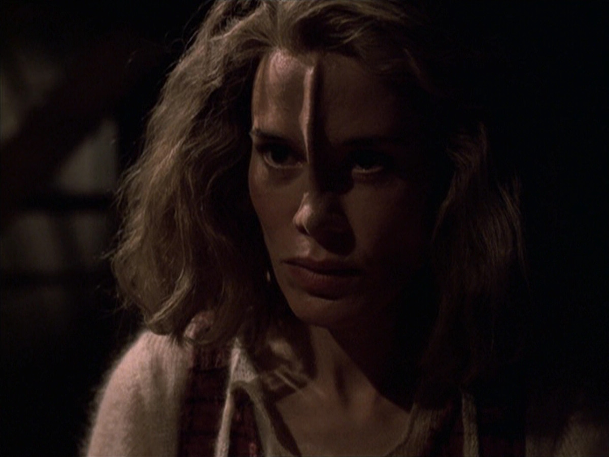extant_StarTrek_VOY_6x19-ChildsPlay_02919.jpg