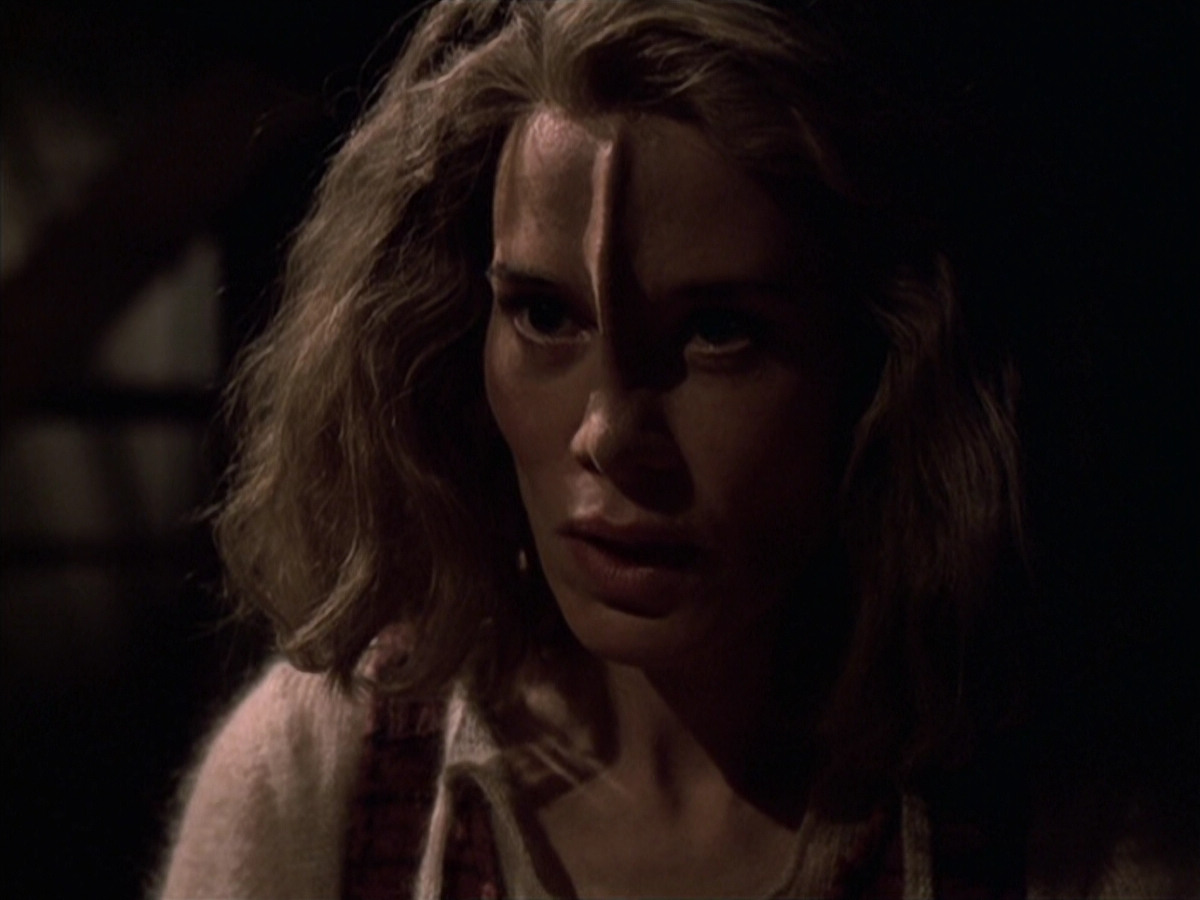 extant_StarTrek_VOY_6x19-ChildsPlay_02920.jpg