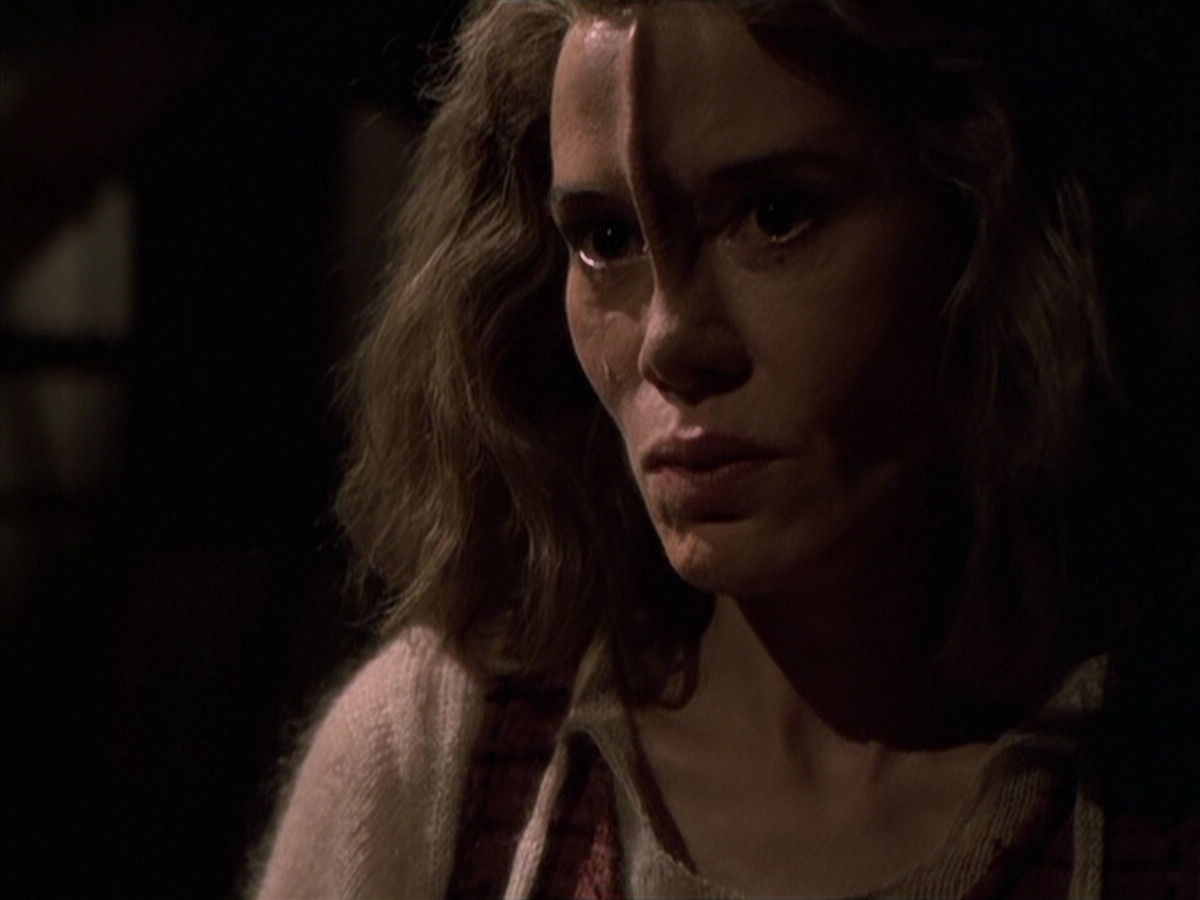 extant_StarTrek_VOY_6x19-ChildsPlay_02945.jpg