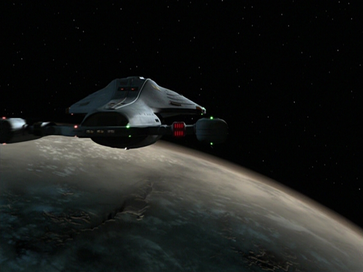 extant_StarTrek_VOY_6x19-ChildsPlay_03008.jpg