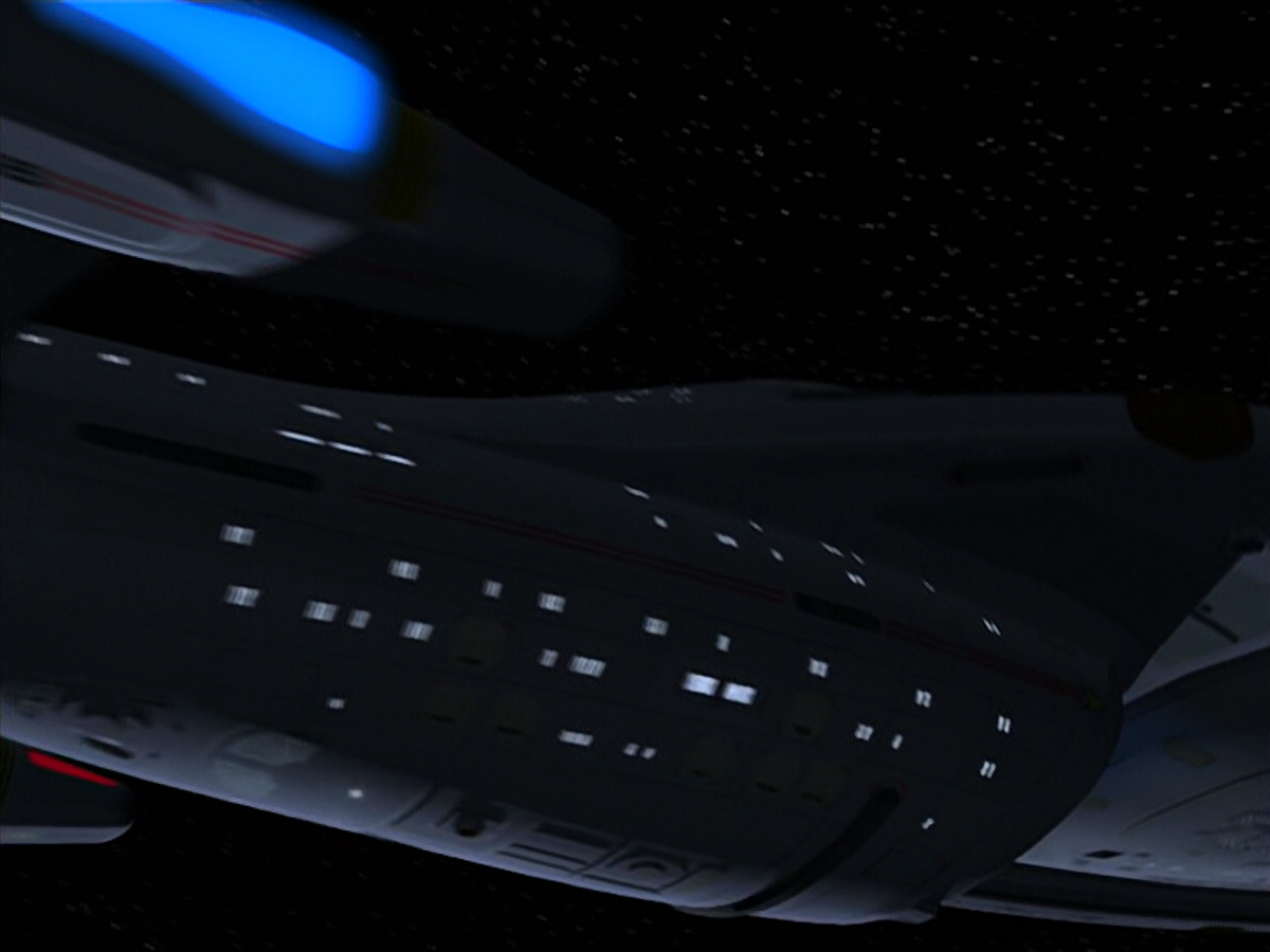 extant_StarTrek_VOY_6x19-ChildsPlay_03186.jpg