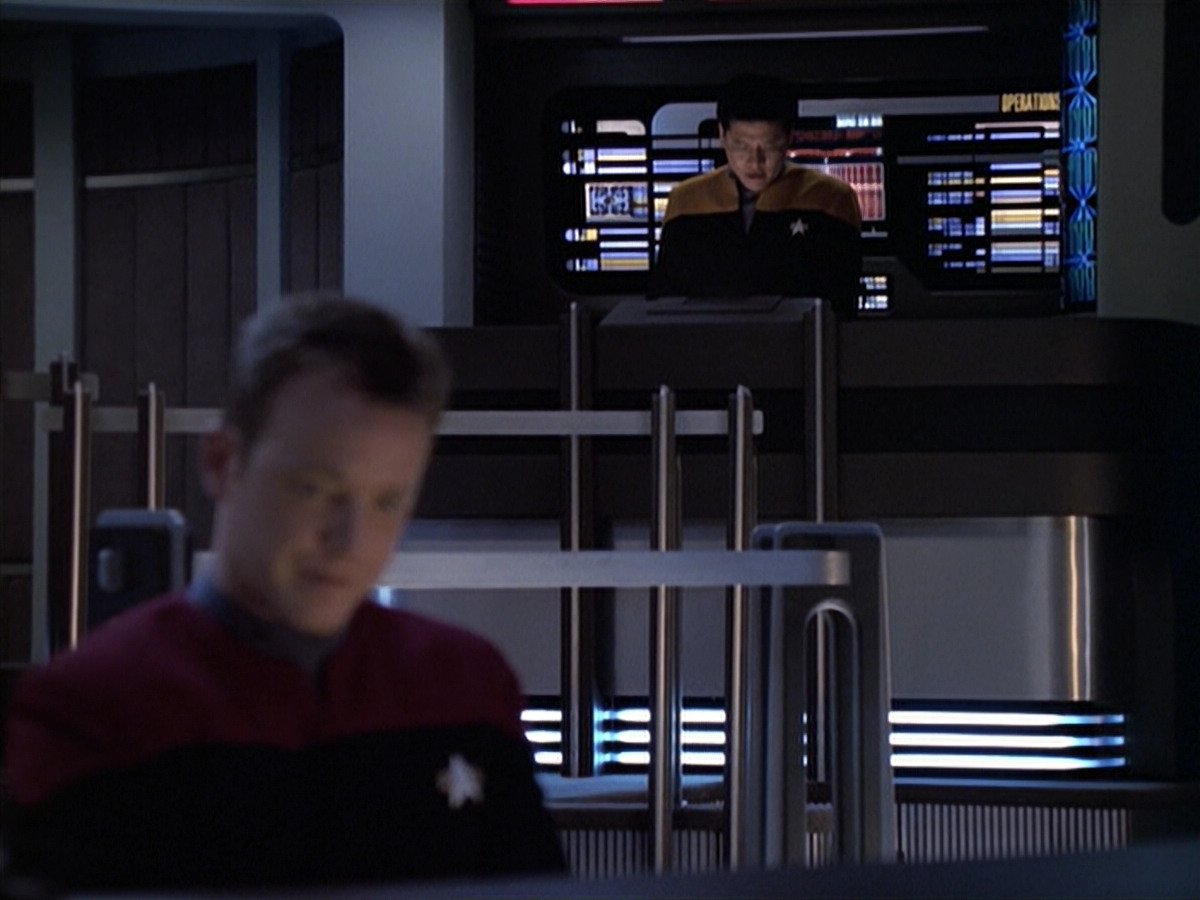 extant_StarTrek_VOY_6x19-ChildsPlay_03194.jpg