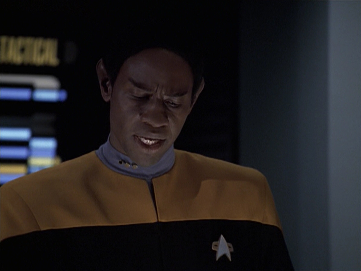 extant_StarTrek_VOY_6x19-ChildsPlay_03204.jpg