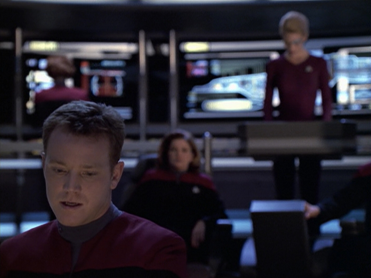 extant_StarTrek_VOY_6x19-ChildsPlay_03242.jpg