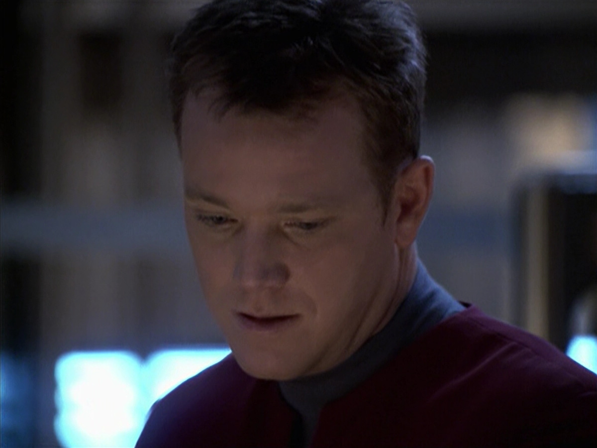 extant_StarTrek_VOY_6x19-ChildsPlay_03286.jpg