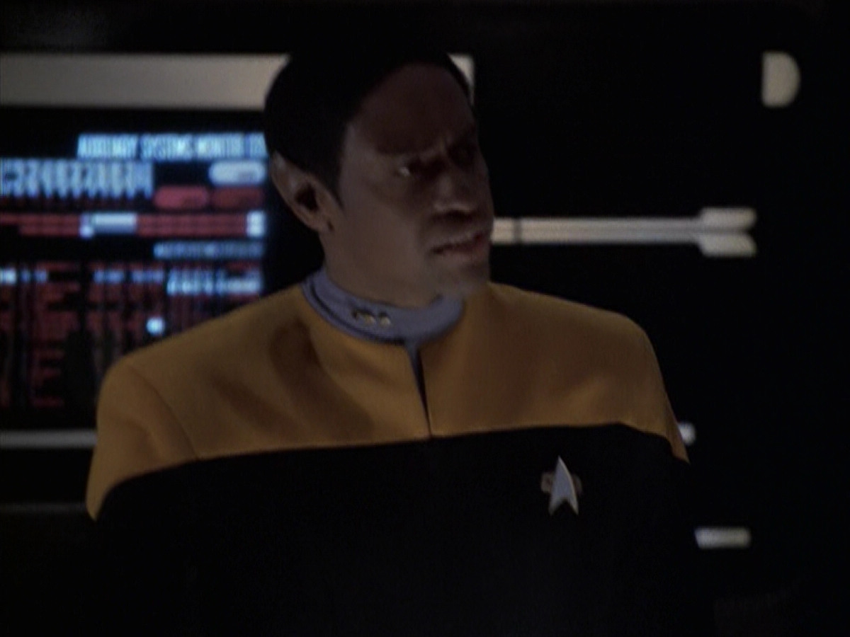 extant_StarTrek_VOY_6x19-ChildsPlay_03312.jpg