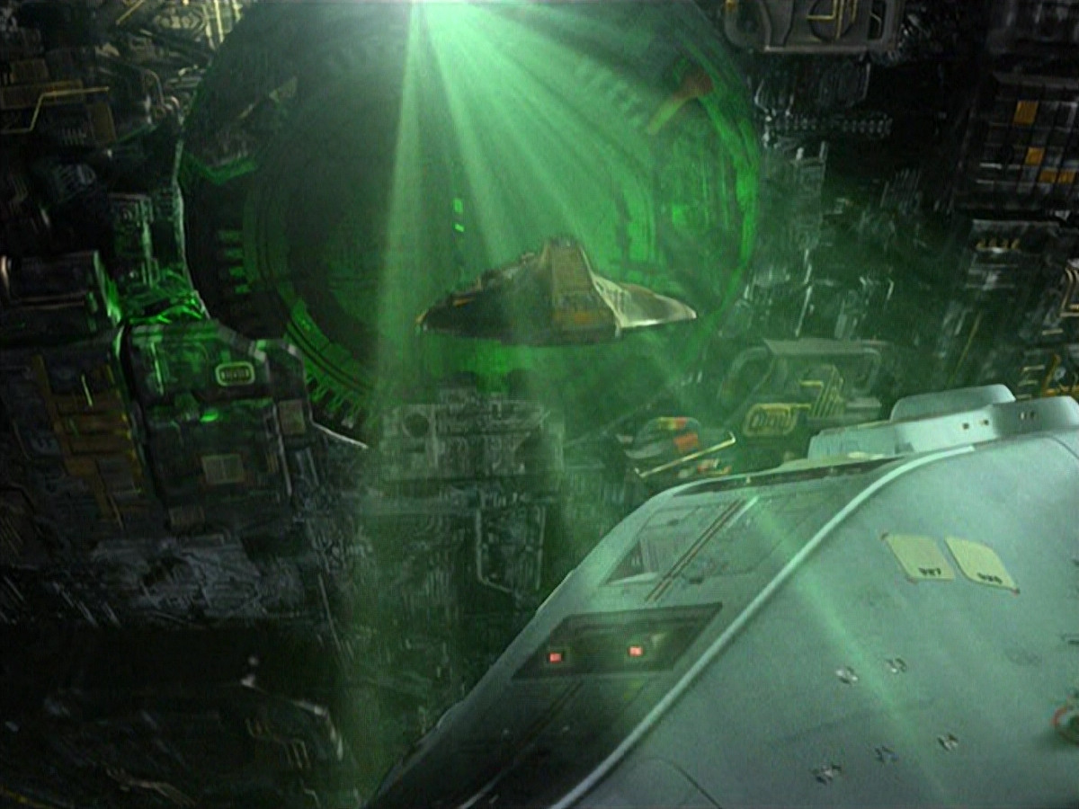 extant_StarTrek_VOY_6x19-ChildsPlay_03331.jpg