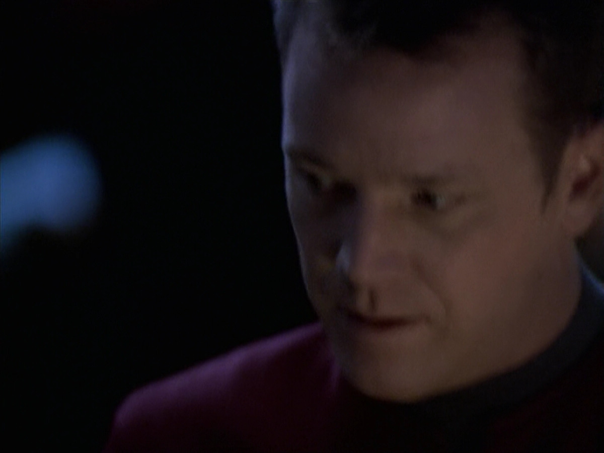 extant_StarTrek_VOY_6x19-ChildsPlay_03340.jpg