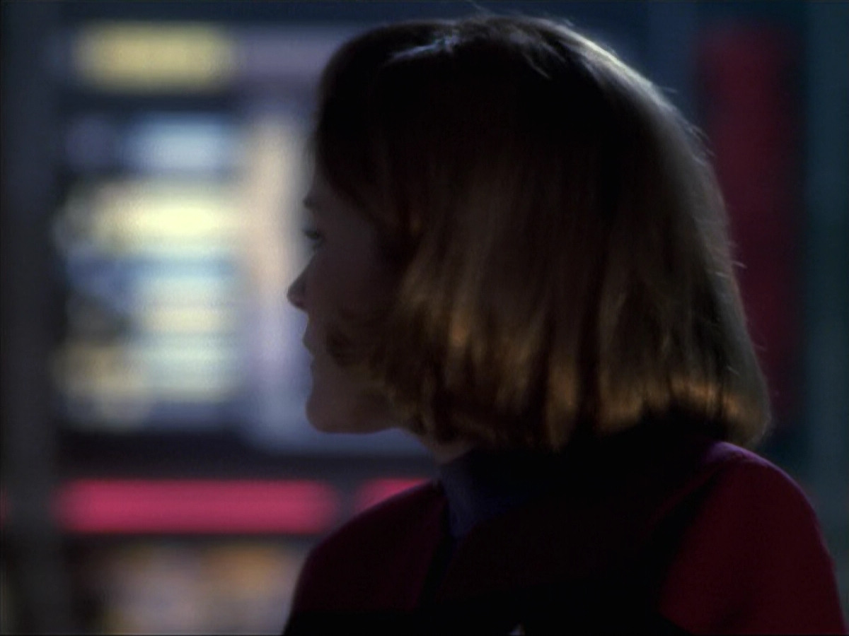 extant_StarTrek_VOY_6x19-ChildsPlay_03362.jpg