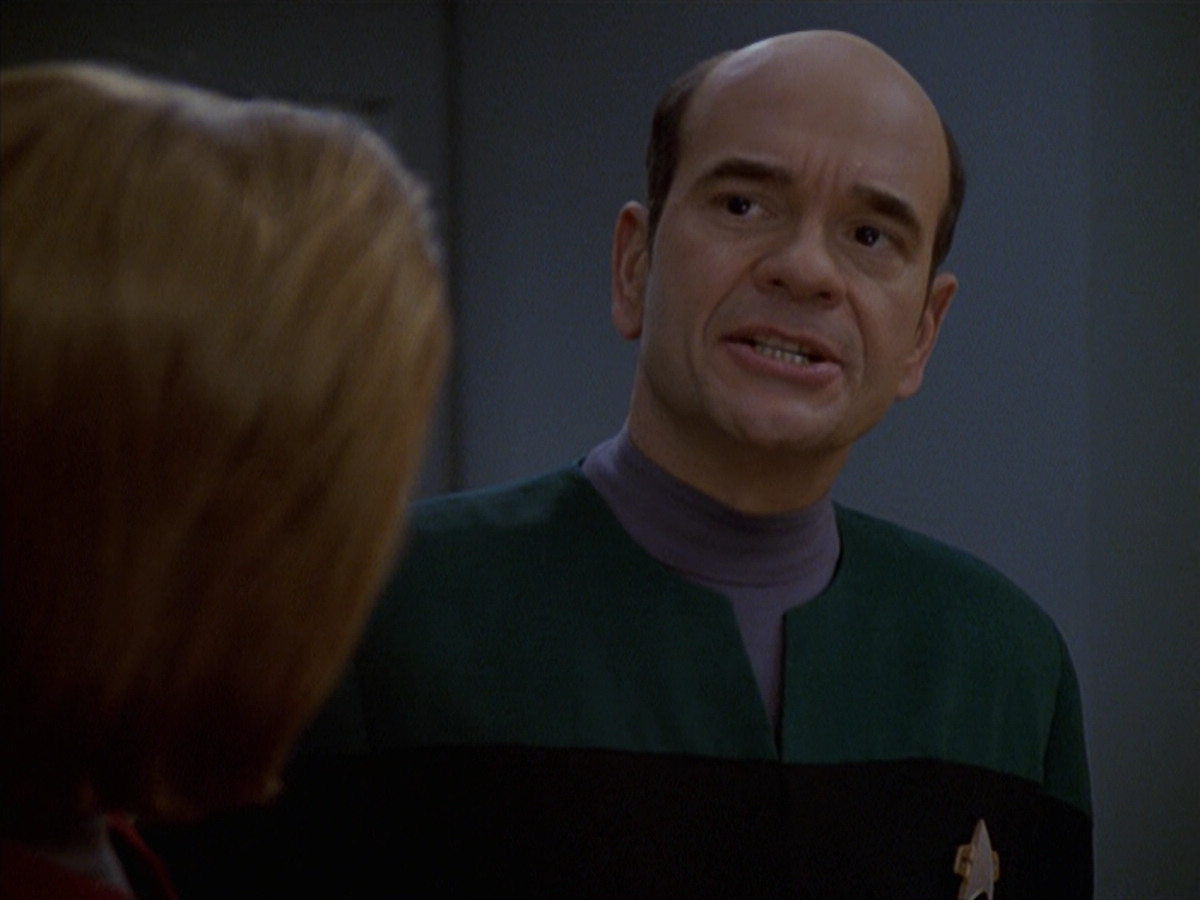 extant_StarTrek_VOY_6x19-ChildsPlay_03386.jpg