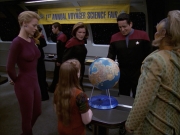Filename=extant_StarTrek_VOY_6x19-ChildsPlay_00076.jpg
Filesize=212KiB
Dimensions=1200x900
Date added=Jan 03, 2020 extant_StarTrek_VOY_6x19-ChildsPlay_00076.jpg