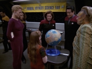 Filename=extant_StarTrek_VOY_6x19-ChildsPlay_00077.jpg
Filesize=212KiB
Dimensions=1200x900
Date added=Jan 03, 2020 extant_StarTrek_VOY_6x19-ChildsPlay_00077.jpg