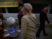 Filename=extant_StarTrek_VOY_6x19-ChildsPlay_00103.jpg
Filesize=186KiB
Dimensions=1200x900
Date added=Jan 03, 2020 extant_StarTrek_VOY_6x19-ChildsPlay_00103.jpg