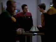 Filename=extant_StarTrek_VOY_6x19-ChildsPlay_00191.jpg
Filesize=143KiB
Dimensions=1200x900
Date added=Jan 03, 2020 extant_StarTrek_VOY_6x19-ChildsPlay_00191.jpg