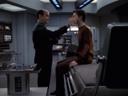 extant_StarTrek_VOY_6x19-ChildsPlay_00843.jpg