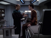 extant_StarTrek_VOY_6x19-ChildsPlay_00848.jpg