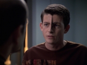 extant_StarTrek_VOY_6x19-ChildsPlay_00907.jpg