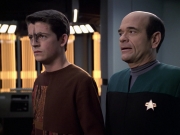 extant_StarTrek_VOY_6x19-ChildsPlay_00954.jpg