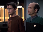 extant_StarTrek_VOY_6x19-ChildsPlay_00958.jpg