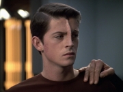 extant_StarTrek_VOY_6x19-ChildsPlay_00967.jpg