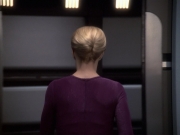 extant_StarTrek_VOY_6x19-ChildsPlay_00980.jpg