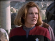 extant_StarTrek_VOY_6x19-ChildsPlay_01041.jpg