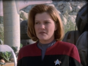 extant_StarTrek_VOY_6x19-ChildsPlay_01054.jpg