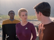 Filename=extant_StarTrek_VOY_6x19-ChildsPlay_01114.jpg
Filesize=195KiB
Dimensions=1200x900
Date added=Jan 03, 2020 extant_StarTrek_VOY_6x19-ChildsPlay_01114.jpg