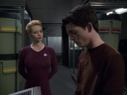 extant_StarTrek_VOY_6x19-ChildsPlay_01535.jpg