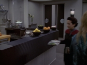extant_StarTrek_VOY_6x19-ChildsPlay_01585.jpg