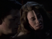 extant_StarTrek_VOY_6x19-ChildsPlay_02199.jpg