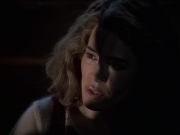 extant_StarTrek_VOY_6x19-ChildsPlay_02264.jpg
