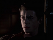 extant_StarTrek_VOY_6x19-ChildsPlay_02265.jpg
