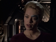 extant_StarTrek_VOY_6x19-ChildsPlay_02584.jpg