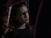 extant_StarTrek_VOY_6x19-ChildsPlay_02592.jpg