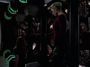 extant_StarTrek_VOY_6x19-ChildsPlay_02604.jpg