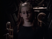 extant_StarTrek_VOY_6x19-ChildsPlay_02642.jpg