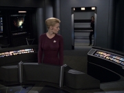extant_StarTrek_VOY_6x19-ChildsPlay_02672.jpg