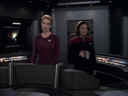 extant_StarTrek_VOY_6x19-ChildsPlay_02682.jpg