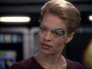 extant_StarTrek_VOY_6x19-ChildsPlay_02826.jpg