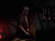 extant_StarTrek_VOY_6x19-ChildsPlay_02847.jpg