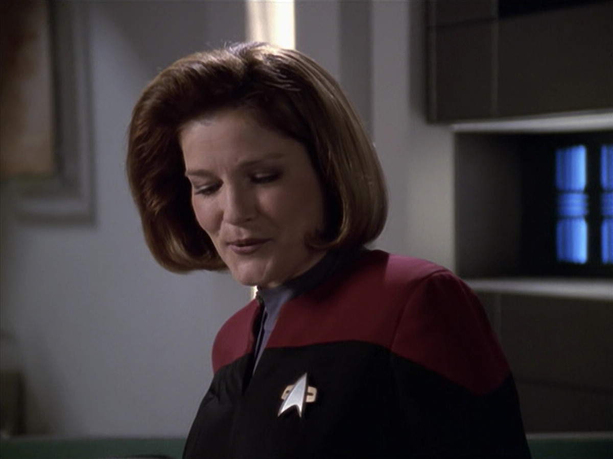 extant_StarTrek_VOY_6x20-GoodShepherd_00039.jpg