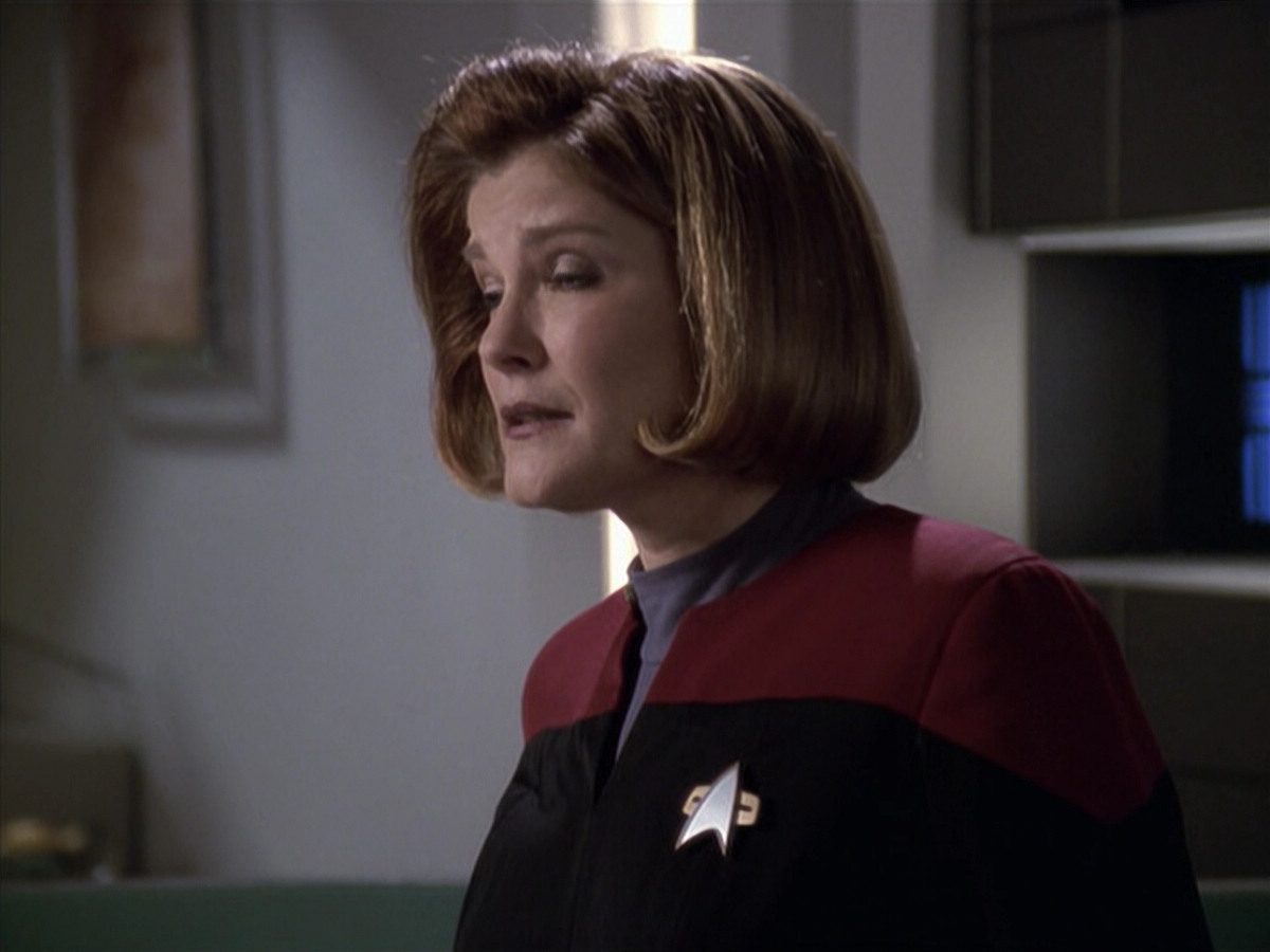 extant_StarTrek_VOY_6x20-GoodShepherd_00048.jpg